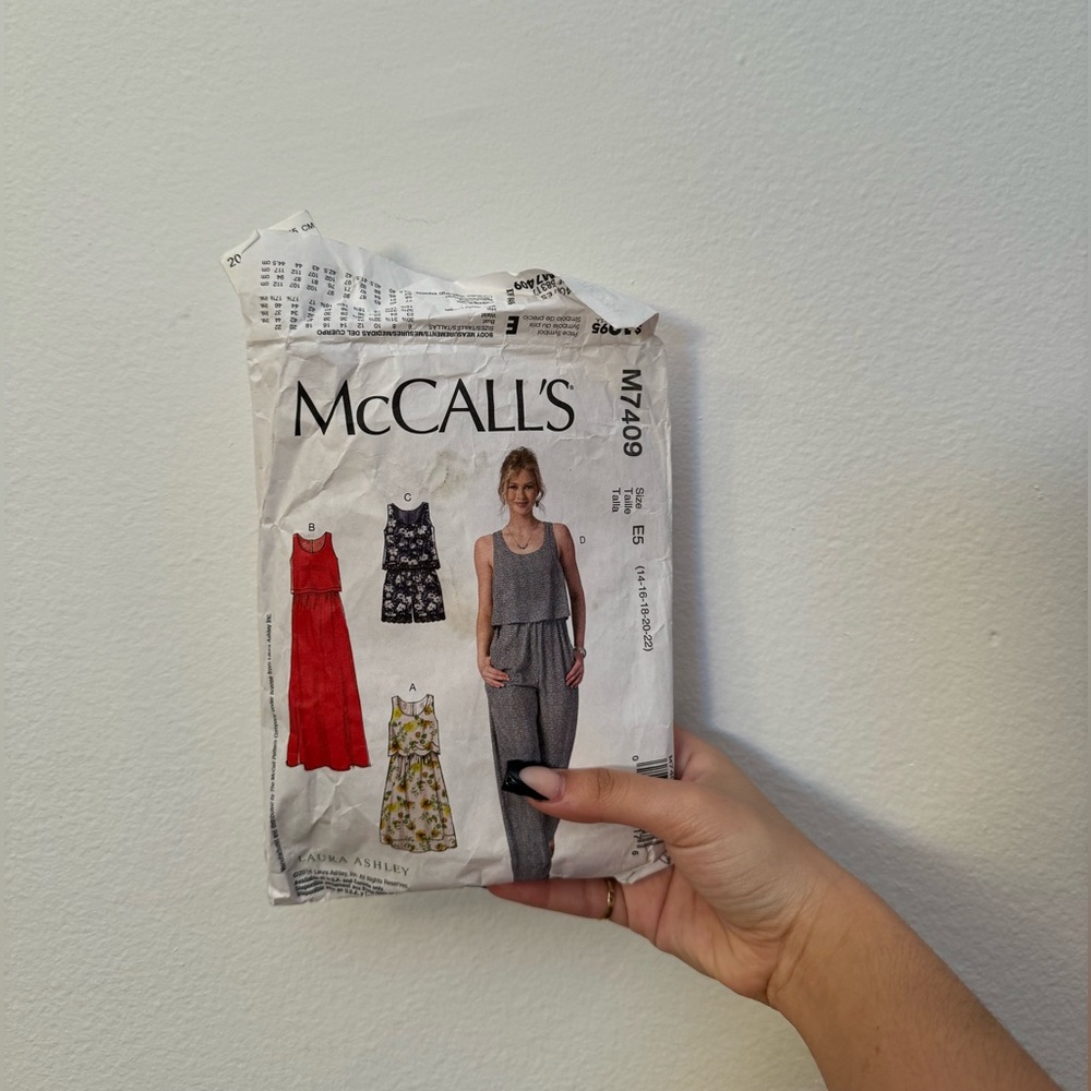 ✨3/$33 SALE    McCalls laura Ashley romper sewing kit